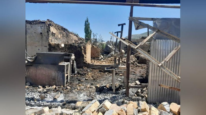 'Bo`stonliqdagi xonadonlarga o`t ketdi(video)'ning rasmi