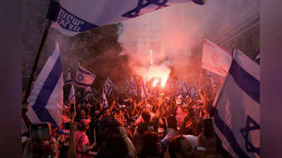 'Исроилда ўн минглаб одамлар суд ислоҳотига қарши намойишга чиқди. Қўшма Штатлар мамлакатдаги суд-ҳуқуқ ислоҳотларидан манфаатдор бўлиши мумкин'ning rasmi