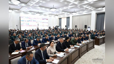 Изрображение 'Президент распорядился об увольнении ряда руководителей ОВД и прокуроров'