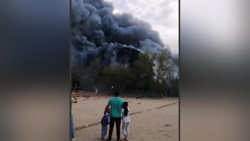 Изрображение 'В Учкудуке горел спортзал (видео)'