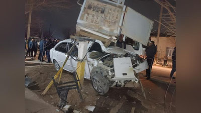 Изрображение 'Водитель Lacetti снес трансформатор в Джизаке'