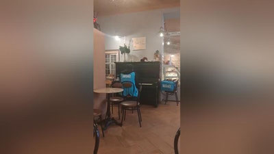 'Latviyada ishlab yurgan o`zbekistonlik muhojir tasodifiy video ortidan internet yulduziga aylandi'ning rasmi