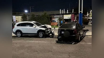 Изрображение 'Трое человек пострадали в ДТП с участием Captiva и Lacetti в Ташкенте'