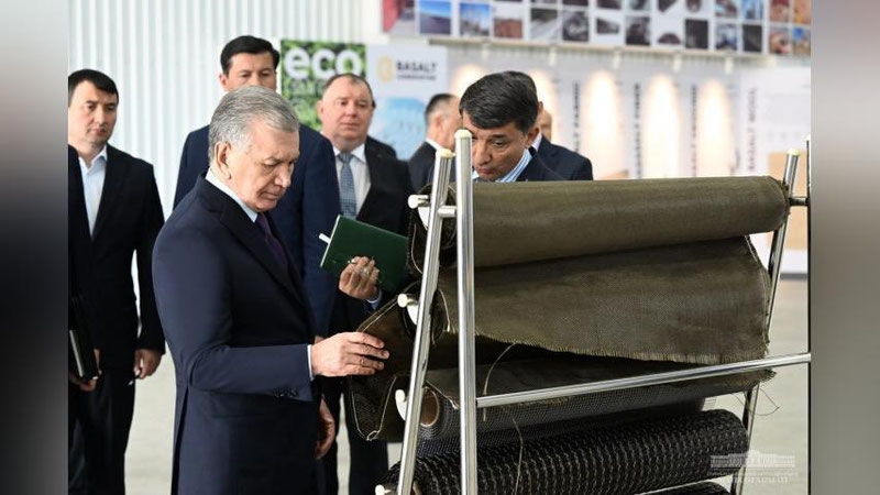 'Prezident Jizzaxga tashrifini Forish tumanidan boshladi (foto)'ning rasmi