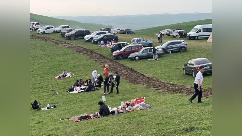 'Ekologiya vazirligi dam oluvchilarni atrof-muhitni ifloslantirmaslikka chaqirdi'ning rasmi