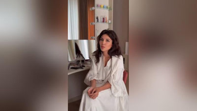 '“Qizlar, oiladagi qiynoqlar va zo`ravonliklar haqida gapirishdan qo`rqmanglar”...'ning rasmi