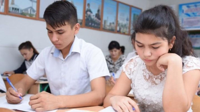 'Магистратурага киришда айрим талабалар учун сертификат “мажбурияти” бекор қилинади'ning rasmi