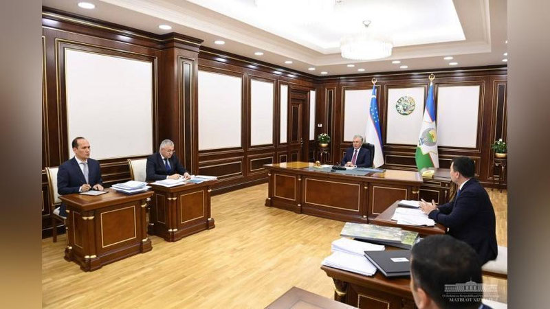 'Prezident kuni qishloq xo`jaligini iqlim o`zgarishiga moslashtirishntirishga qaratilgan takliflar bilan tanishdi'ning rasmi
