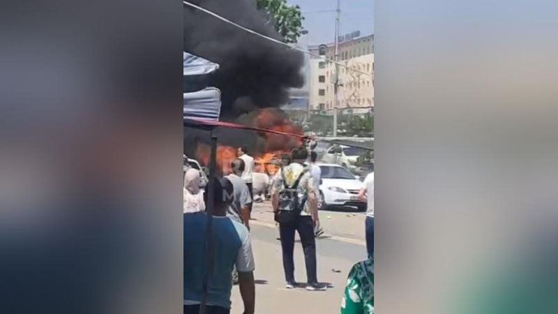 'Farg`onada “Lasetti" yonib ketdi (video)'ning rasmi