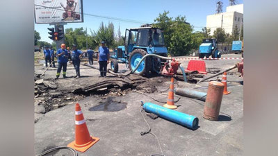 Изрображение 'В чем причина прорыва водопровода на Юнусабаде: версию от Водоканала опровергли'