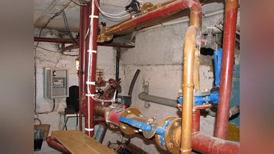 Изрображение 'В ГУП "Тошиссиккуввати" озвучили дату подачи тепла в жилые дома'