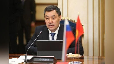 'Sadir Japarov mansabdorlarga unga sovg`a berishni taqiqladi'ning rasmi