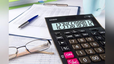 'Президент йиғилишида Ҳозирги кунга қадар қиймати 9 миллиард доллар бўлган 105 та лойиҳа доирасида жалб этилган маблағлар ишлатилмасдан тургани ёки чўзилаётгани кўрсатиб ўтилди'ning rasmi