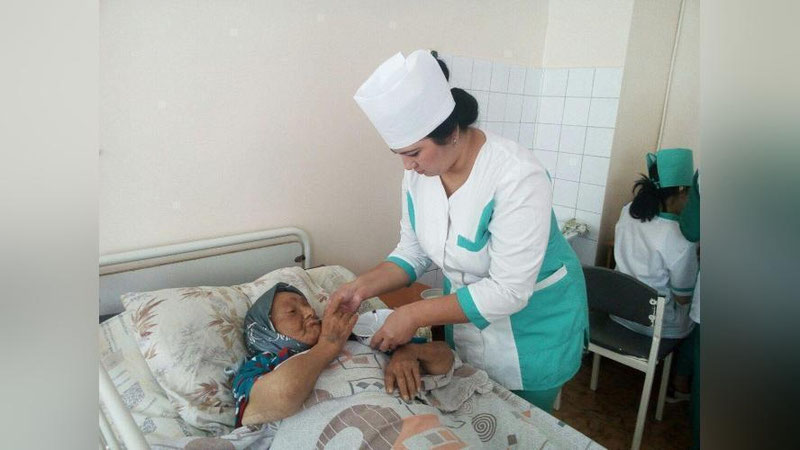 'O`zbekiston xotin-qizlar qo`mitasi matbuot xizmati: ayolning holati nazoratga olindi'ning rasmi