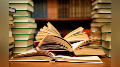 'Ахборот-кутубхона марказига хорижий тилдаги адабиётлар тўплами туҳфа қилинди'ning rasmi