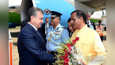 'Shavkat Mirziyoev Hindistonga etib keldi'ning rasmi