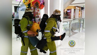 '«Атлас» кўнгилочар-савдо марказида ёнғинга қарши профилактик амалий машғулотлар ўтказилди'ning rasmi