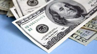 'Dollar kursi 9000 so`mga etdi'ning rasmi