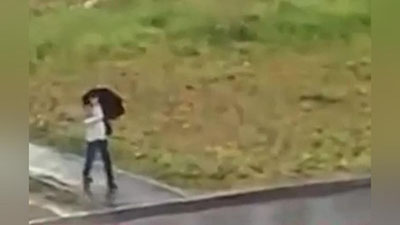 Изрображение 'В подмосковной Балашихе разряд молнии убил мужчину (видео, 18+)'