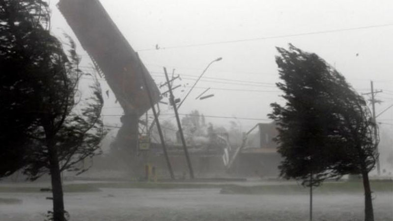 'ФВВ: кучли шамол ва ёмғир оғир талафотлар келтирди'ning rasmi