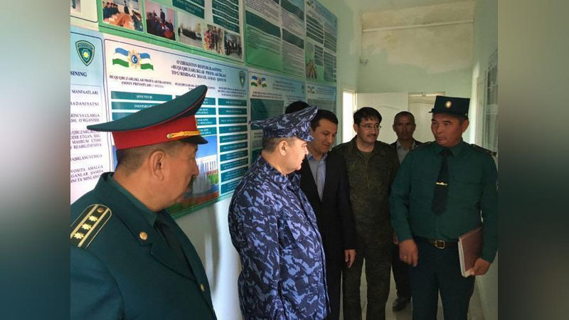 'Ўзбекистон Ички ишлар вазири Қорақалпоғистонда профилактика инспекторларига яратилган шарт-шароитлар билан танишди'ning rasmi