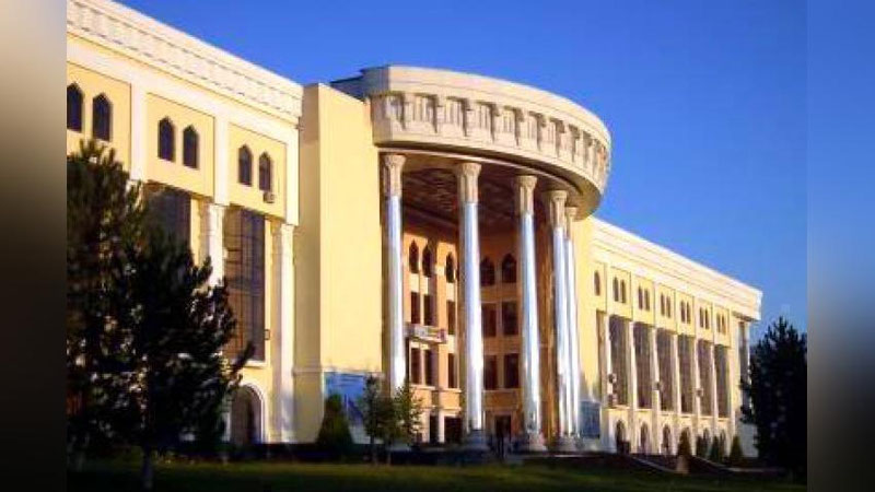 'Ботир Зокиров номидаги Миллий эстрада санъати институтига ректор тайинланди'ning rasmi