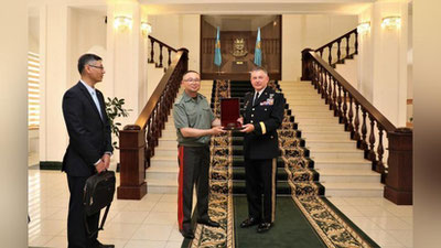 'AQSh delegasiyasi O`zbekiston  Qurolli Kuchlari akademiyasida bo`ldi'ning rasmi