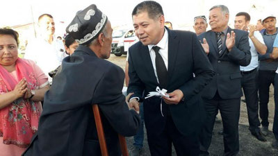 '​Nurotada 19ta oilaga bepul uy-joylar topshirildi'ning rasmi