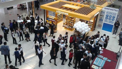 'Respublika bo`ylab "Huquqiy bilimlar kuni" nomi ostida fleshmob o`tkazilmoqda'ning rasmi