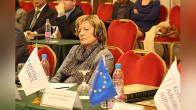 Изрображение 'МЬЮША СЕВЕР О ПРОЕКТЕ "АРХИТЕКТУРНАЯ ЭПИГРАФИКА": ЭТО ПОСЛАНИЕ ИЗ ГЛУБИНЫ ВЕКОВ'