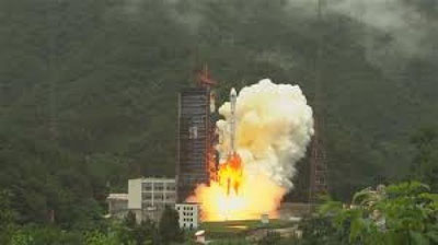 'Xitoyda koinotga sun`iy yo`ldoshlar uchirildi'ning rasmi