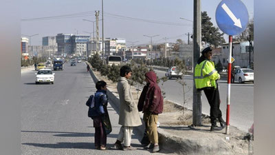 'Ichkaridan bir nazar: Afg`onistonga safar qilgan ilk o`zbekistonlik ayol jurnalistning taassurotlari'ning rasmi
