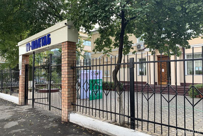 'Ўзбекистонда бугундан 1-синф учун микроҳудуддан ташқари мактабларга қабул бошланди'ning rasmi