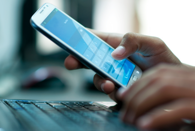 '6 ойда товар-хом ашё биржасида мобил телефон рақамлари савдоси икки бараварга ошди'ning rasmi