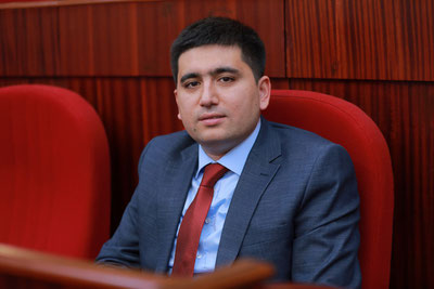 'Дониёр Ғаниев ўз хоҳишига кўра депутатликдан кетди'ning rasmi