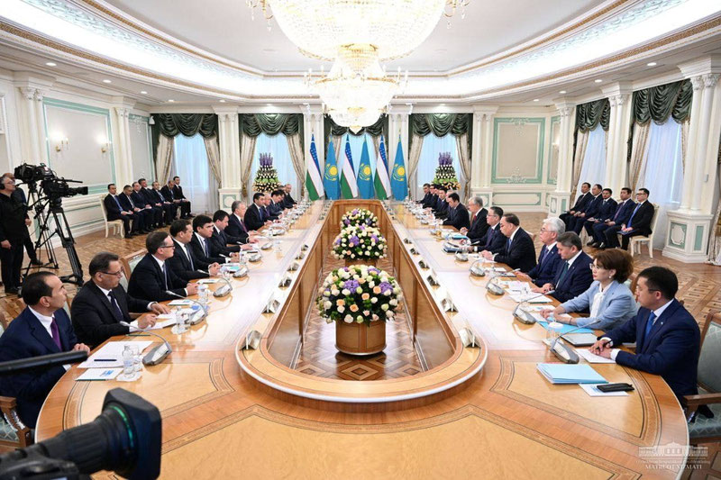 Image of 'The Presidents of Uzbekistan and Kazakhstan held the first session of the Supreme Interstate Council.'