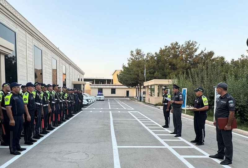 Image of 'In Bukhara, a traffic police officer was awarded a cash prize.'