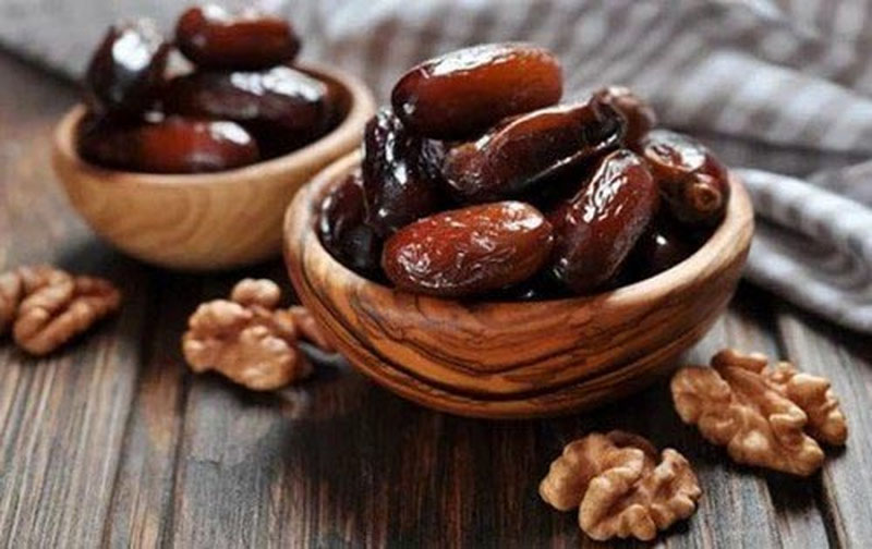 Image of 'Uzbekistan imported dates from Iran.'