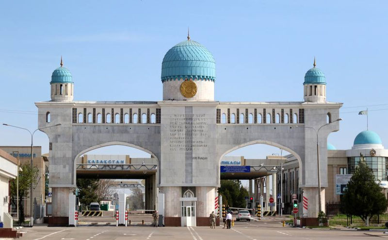 Image of 'Uzbeks in Kazakhstan were asked not to use the services of untrustworthy cars and drivers.'