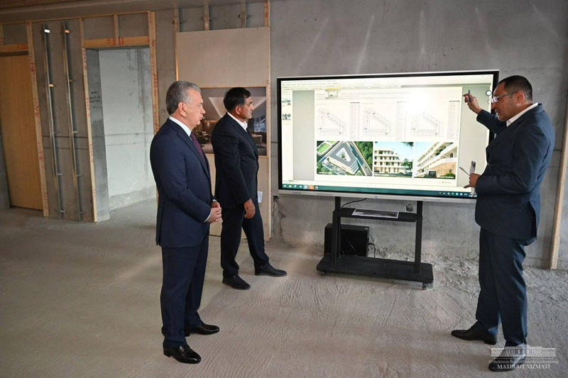 Image of 'Shavkat Mirziyoyev visited the construction of the Olympic village.'