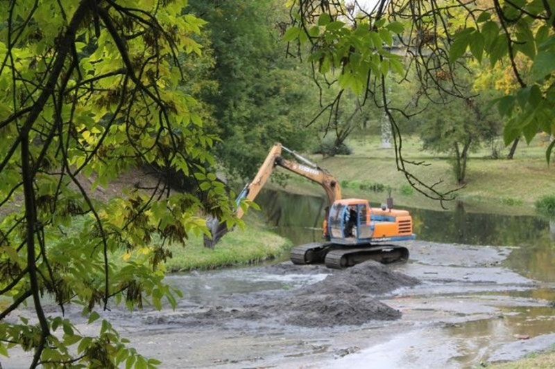 Image of 'A moratorium has been imposed on the extraction of ore materials in the channels of 7 rivers.'