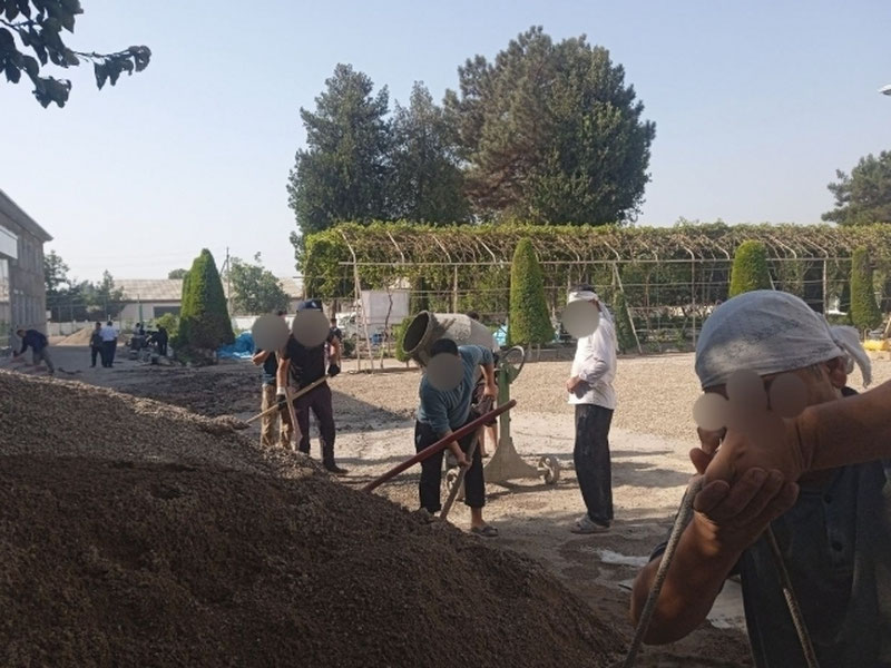 Image of 'Teachers were forcibly mobilized for labor in Namangan.'