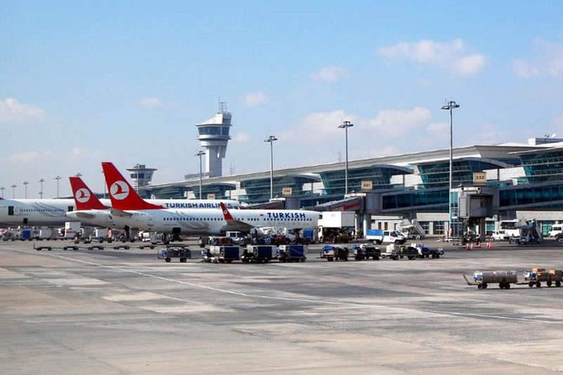 Image of 'Due to the terrorist attacks in Turkey, security measures were strengthened at all airports.'