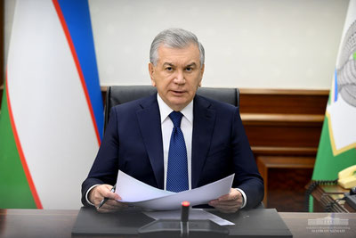 'Shavkat Mirziyoyev ijtimoiy himoyaga muhtoj bolalarni tarbiyalash, nogironligi bo‘lgan shaxslarni sportga jalb etishga oid takliflar taqdimoti bilan tanishdi'ning rasmi