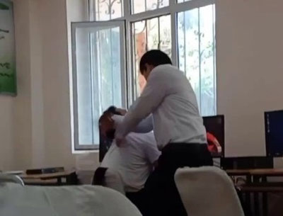 Изрображение 'Учитель в академическом лицее в Ташкенте ударил учащегося'