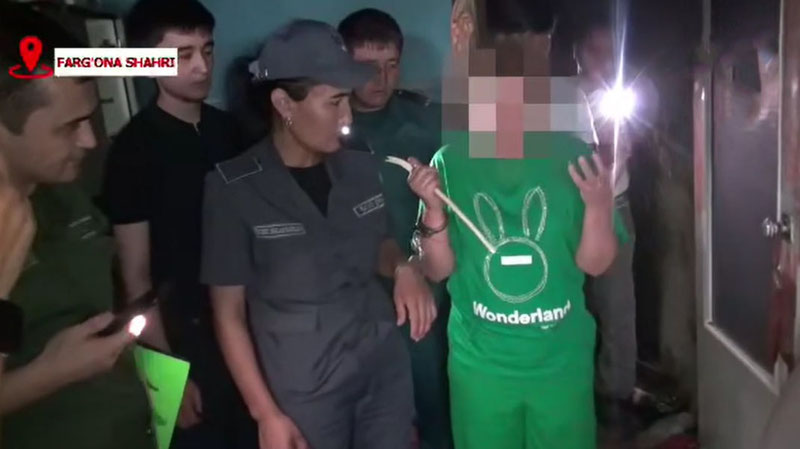 Изрображение 'В Фергане женщина убила подругу и сожгла ее дом'