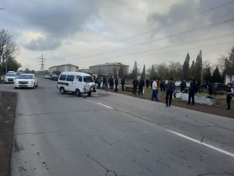 Изрображение 'ДТП в Алмалыке: пострадали водитель Damas и его пассажир'