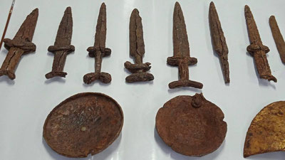 Image of 'In Bukhara, the oldest metal weapons in Central Asia were discovered.'