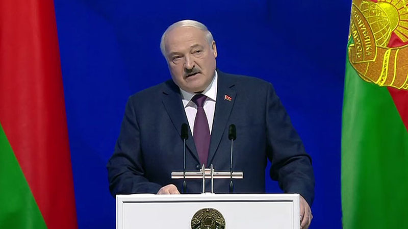 'Belarusdagi prezidentlik saylovida Lukashenko 86%dan ortiq ovoz to‘pladi'ning rasmi