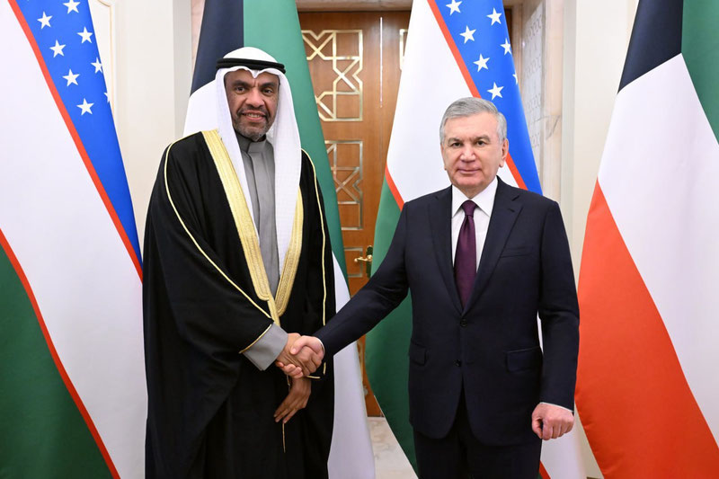 Image of 'The President of Kuwait received the Minister of Foreign Affairs.'